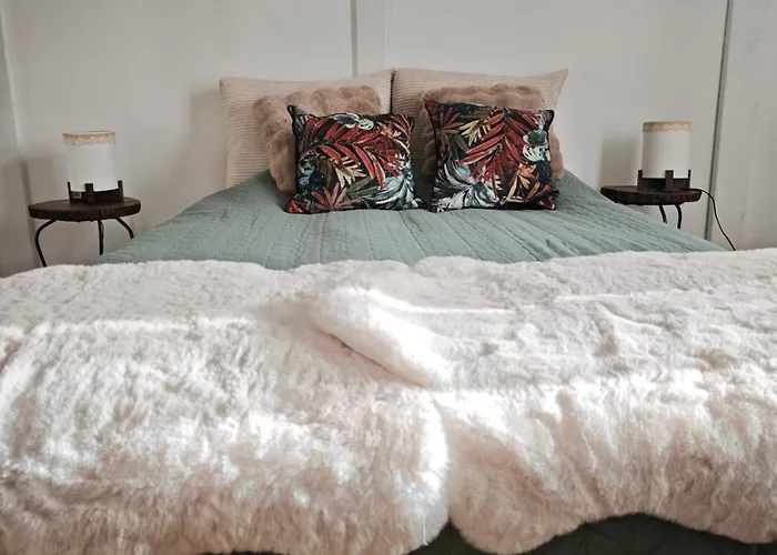 Dom Na Poczatku Swiata *